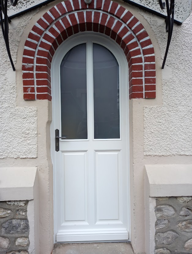 Porte Cintree 2 Carreaux 2 Panneaux Bois Sur Mesure