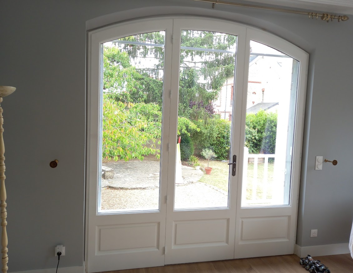 Porte Fenetre Cintree 3 Vantaux Bois Sur Mesure
